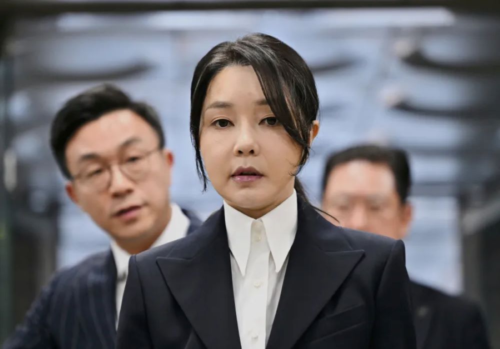 S. Korea’s special counsel seeks 7.5-year sentence for ex-President Yoon’s wife for corruptions