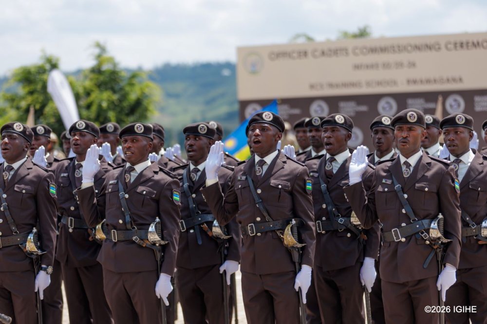 President Kagame promotes 742 RCS personnel, dismisses 296