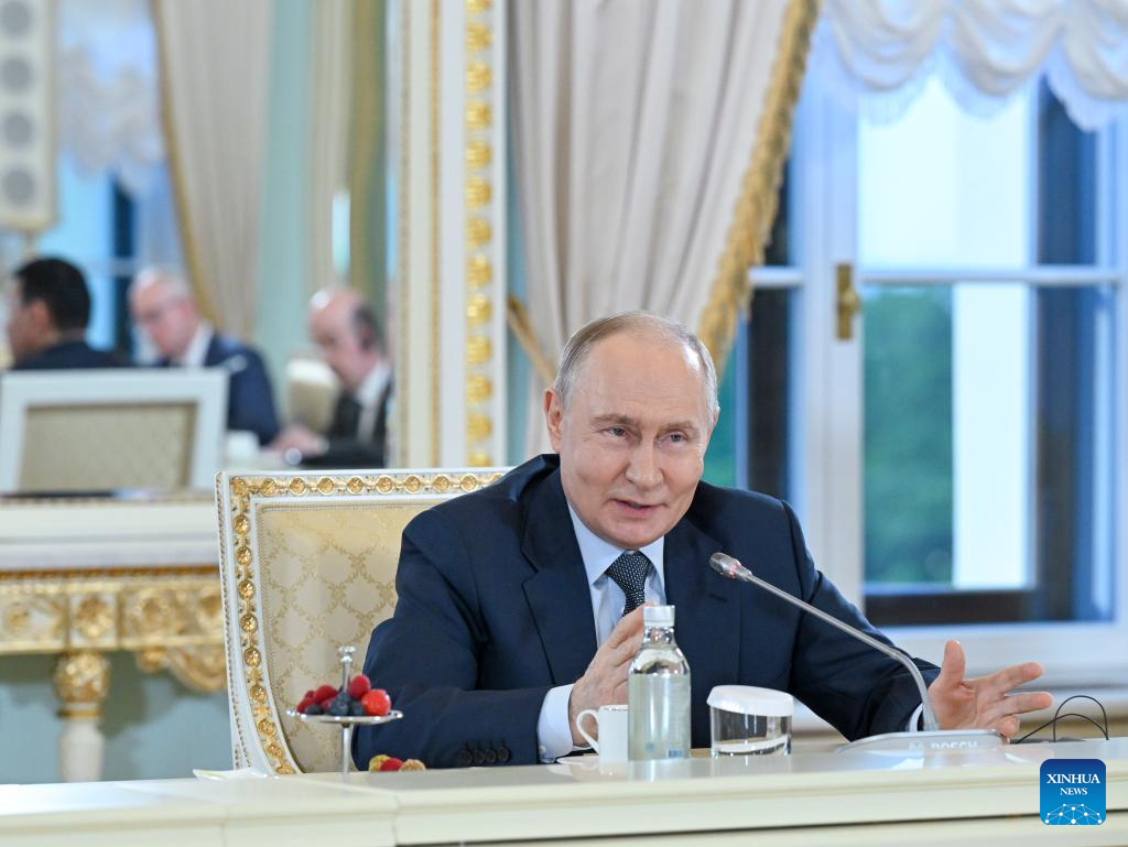 Putin says he sees no point in personal meeting with Zelensky