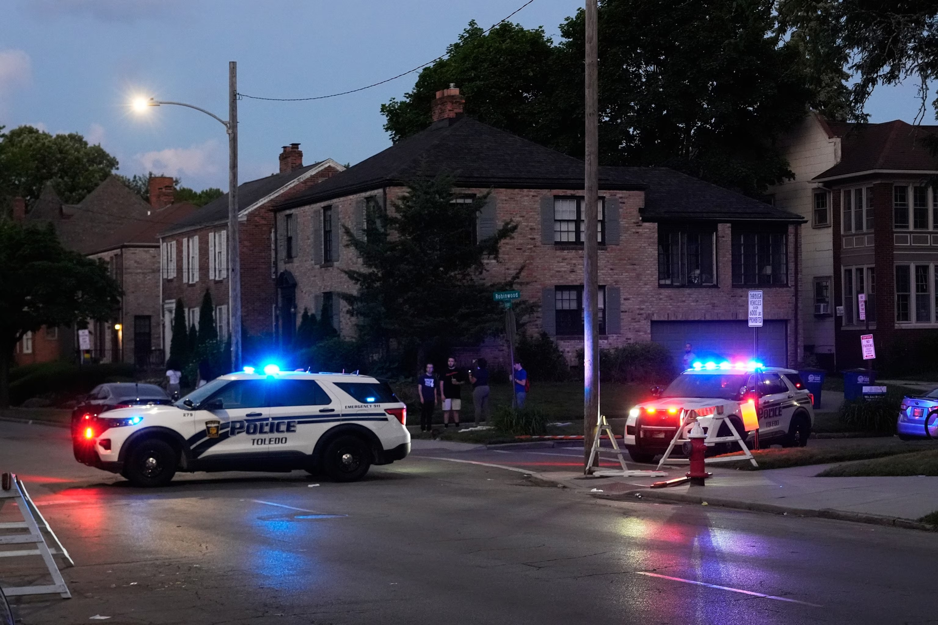 12 people wounded in shooting near U.S. Ohio festival