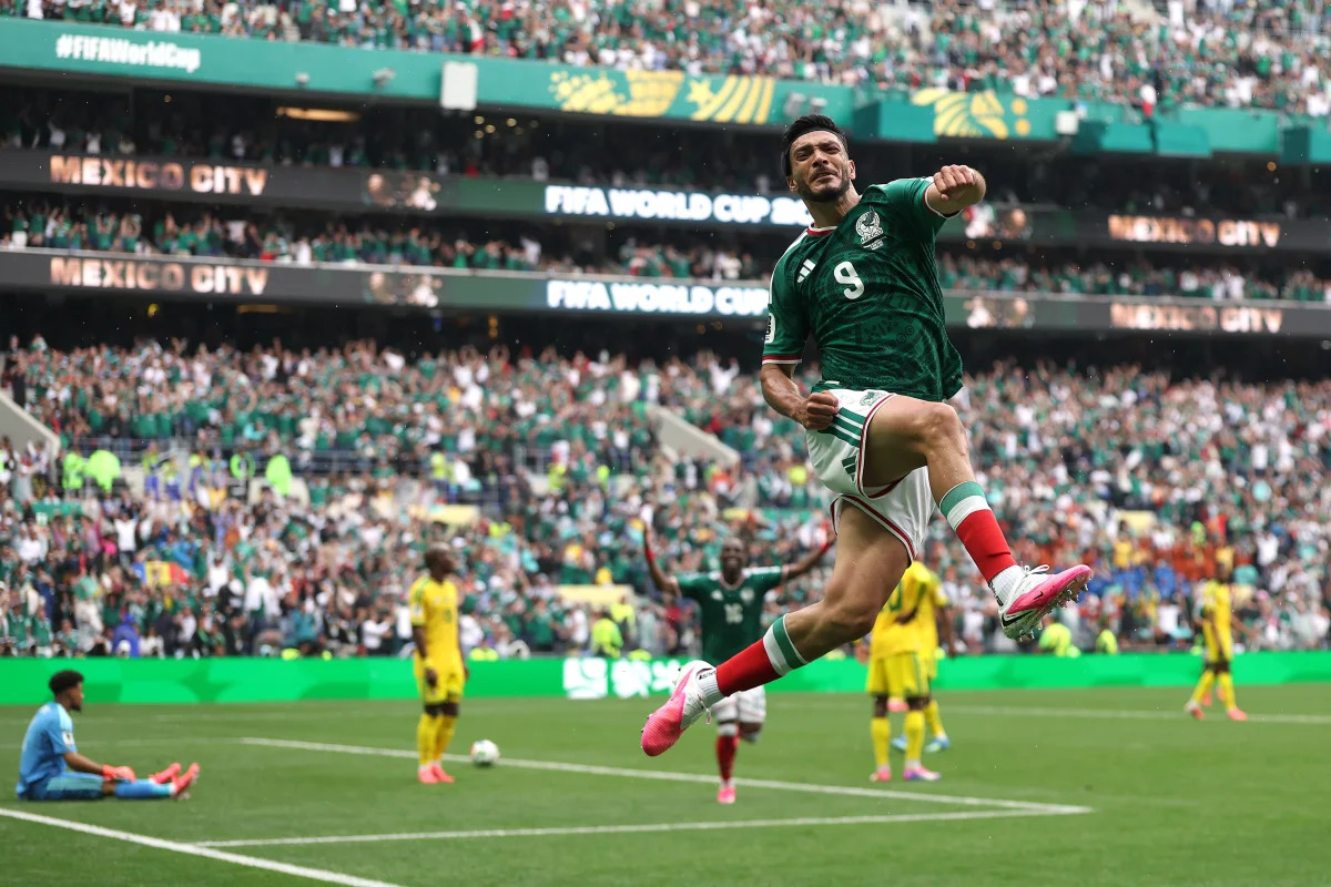 Mexico opens World Cup with win as South Korea rallies past Czech Republic