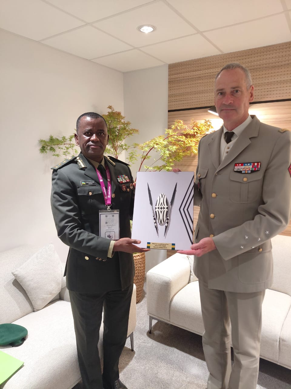 Rwanda, France hold talks to deepen military cooperation