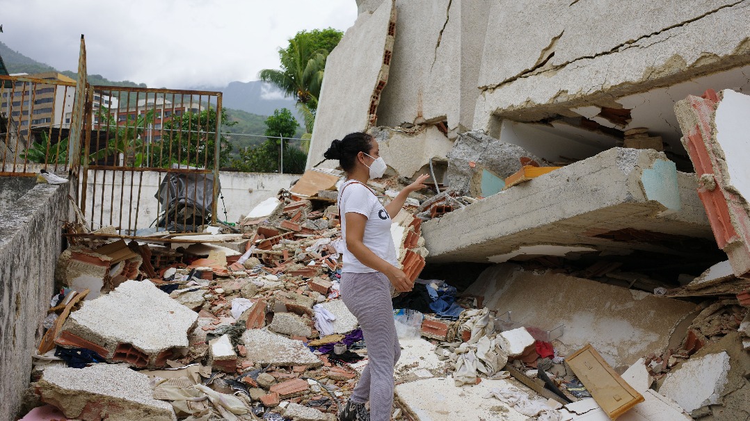 Venezuela quake death toll rises to 4,118: top lawmaker