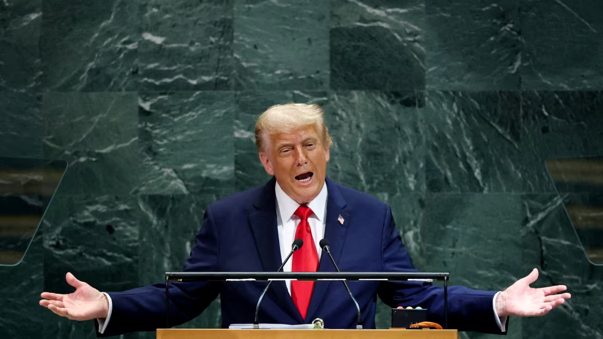 Trump says AI sounds ‘fake’ and wants ‘super intelligence’ instead
