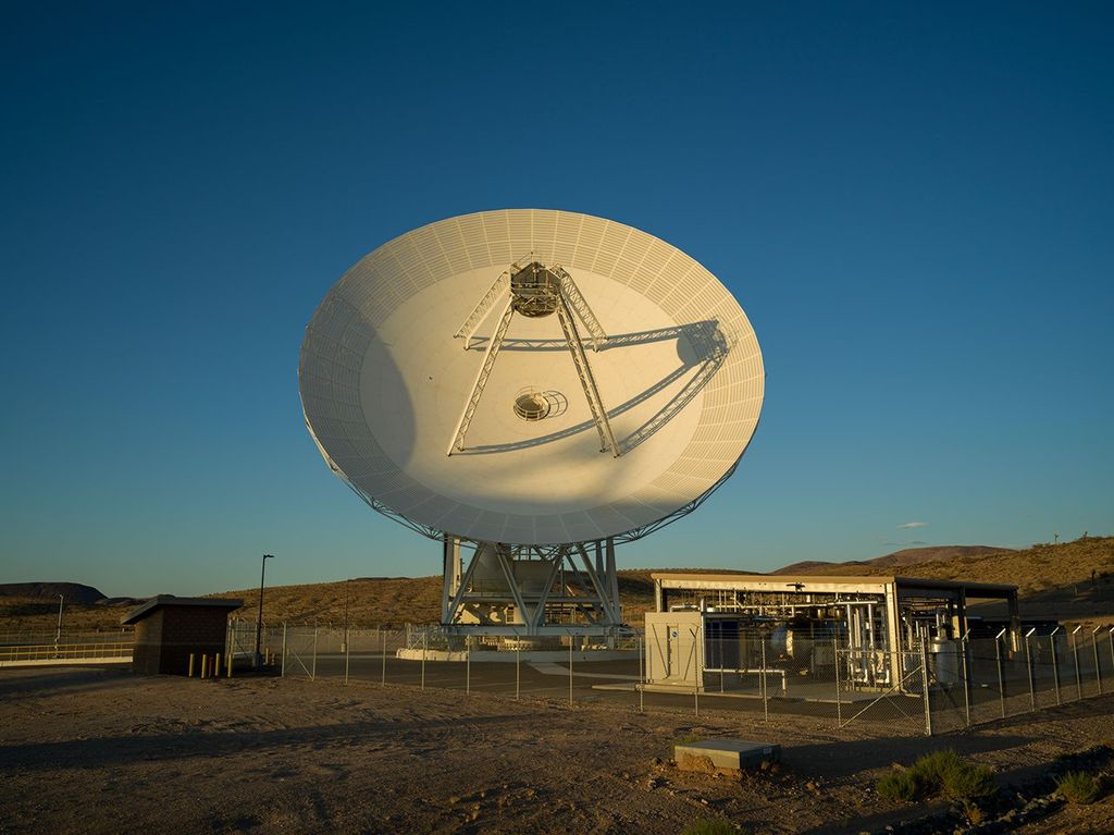NASA awards Blue Origin contract to develop Mars telecommunications network