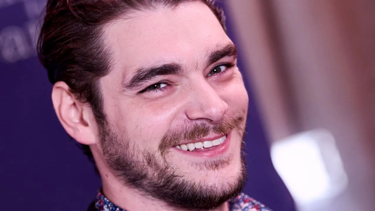 'Breaking Bad' actor RJ Mitte dies at 34