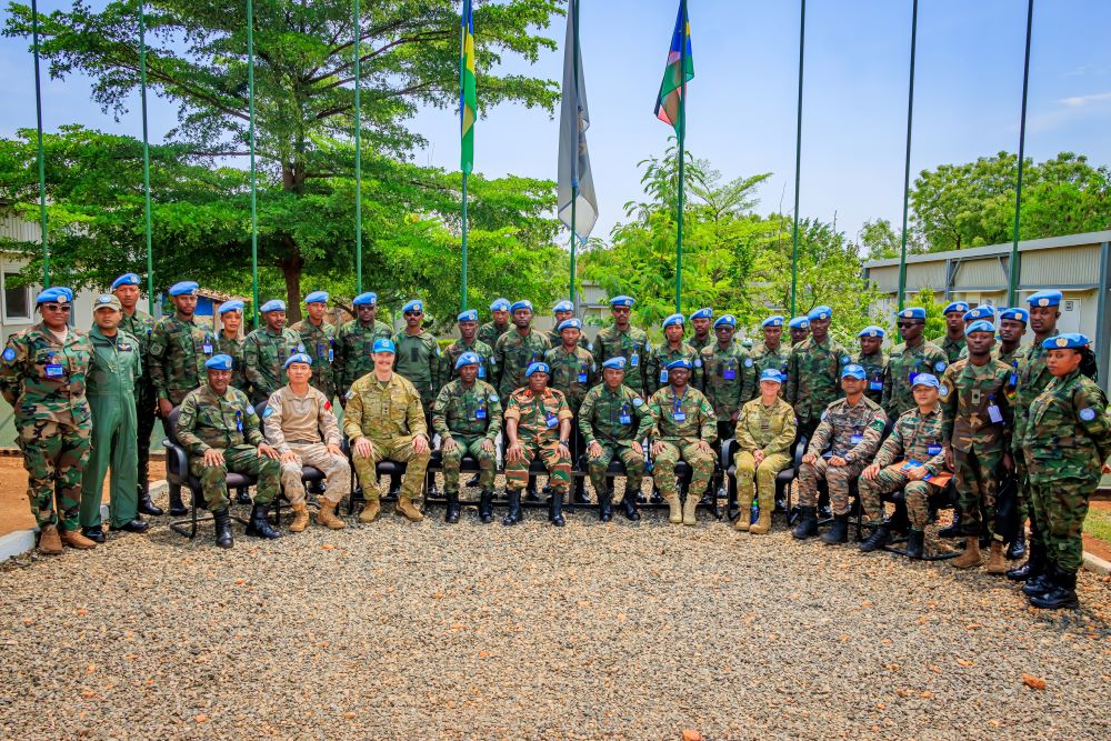 UNMISS Deputy Force Commander commends Rwandan peacekeepers for professionalism