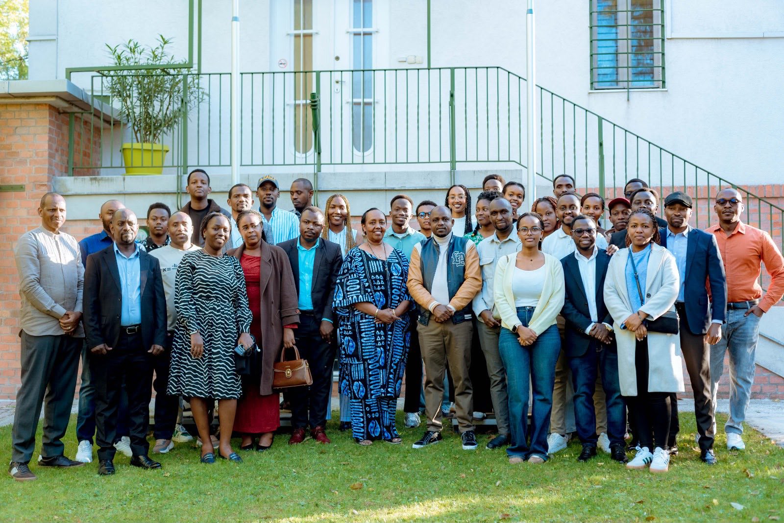 Rwanda’s Embassy in Hungary welcomes new scholarship students
