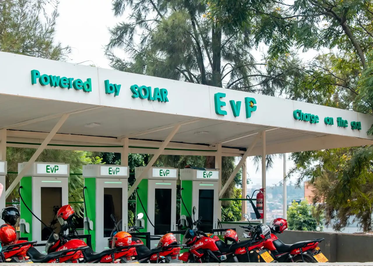 EVP Charger prévoit l’extension du réseau de recharge des véhicules électriques au Rwanda