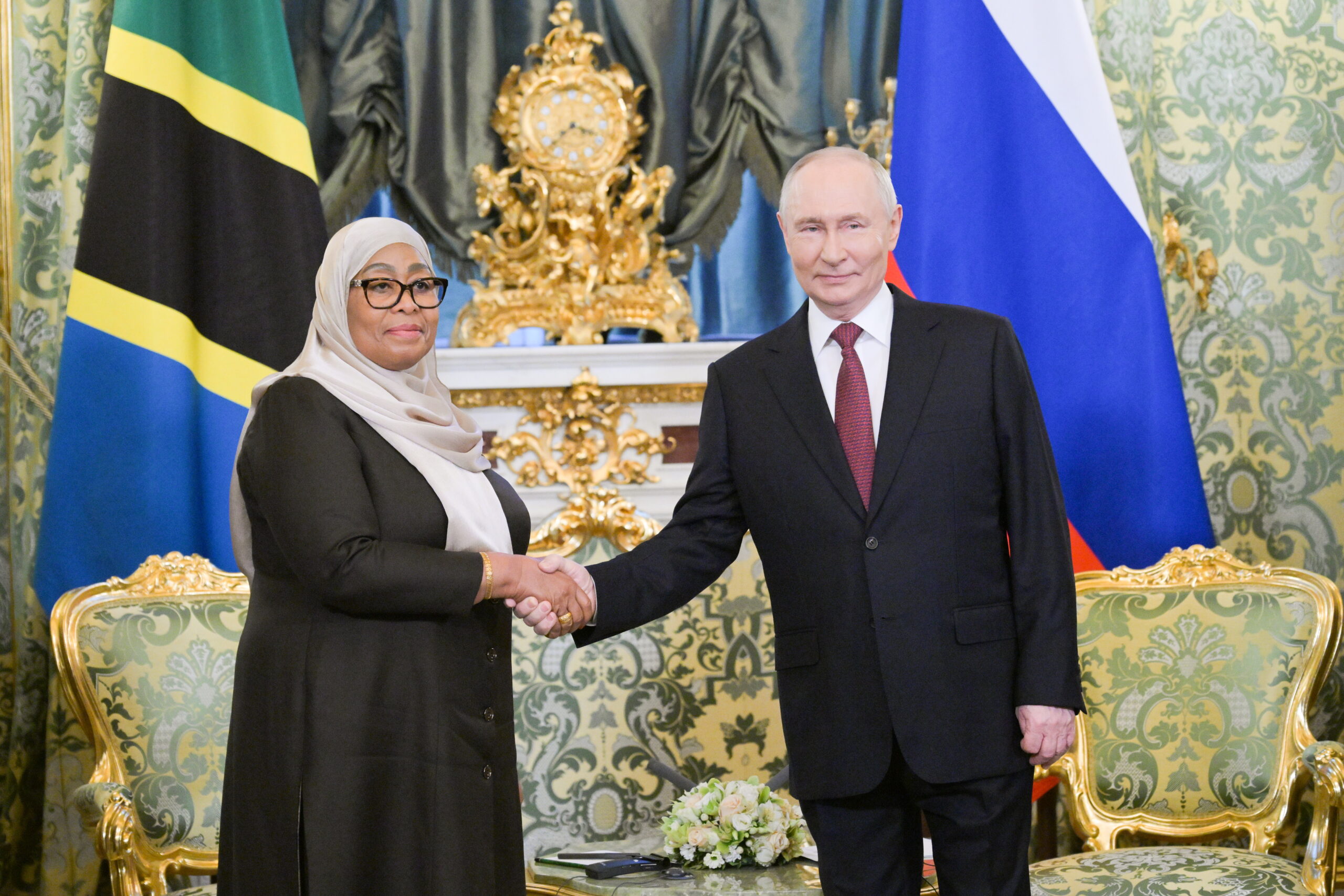 La Tanzanie prévoit plus de 2 milliards de dollars d’investissements après son rapprochement avec Moscou