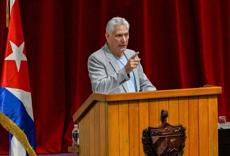 Le président cubain dénonce les tentatives des Etats-Unis de “prendre le contrôle” de Cuba