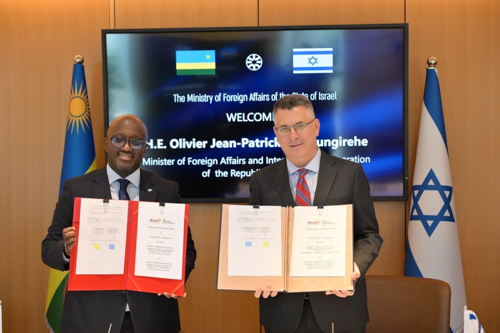 Le Rwanda et Israël signent deux accords de coopération dans l’éducation et le développement