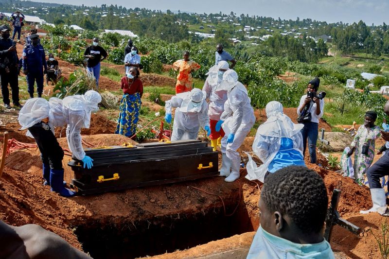 L’épidémie d’Ebola franchit la barre des 2 000 morts en RDC