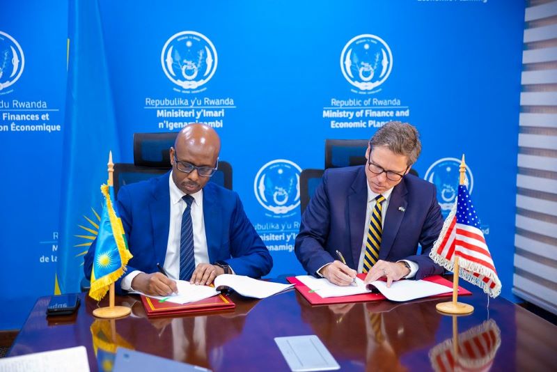 Le Rwanda et les États-Unis signent un accord pour renforcer leur coopération sanitaire