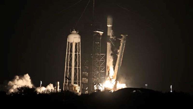 Un débris spatial de SpaceX aurait atteint la Lune après une longue dérive dans l’espace