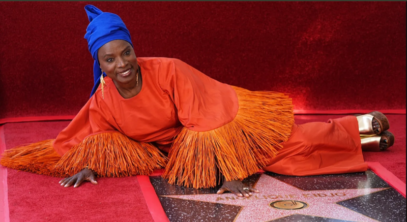 Angélique Kidjo devient la première artiste africaine à avoir son étoile à Hollywood