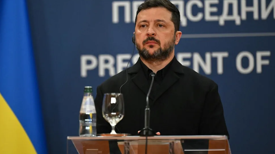 Ukraine : Zelensky juge impossibles des élections en temps de guerre