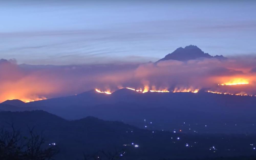 Tanzanie : l’incendie du Kilimandjaro maîtrisé à plus de 90 %