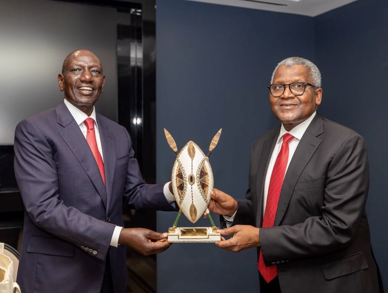 William Ruto annonce le lancement de la construction de la raffinerie de Lamu