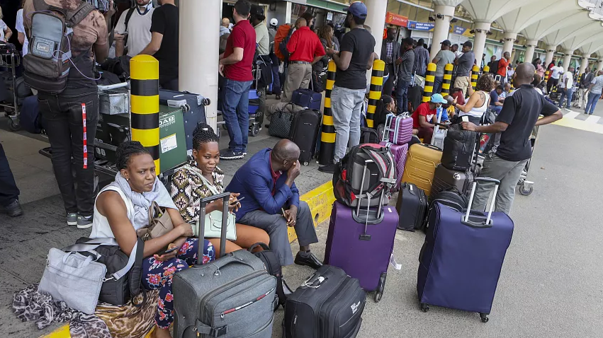 Kenya : les travailleurs de l’aviation reprennent le travail après un accord