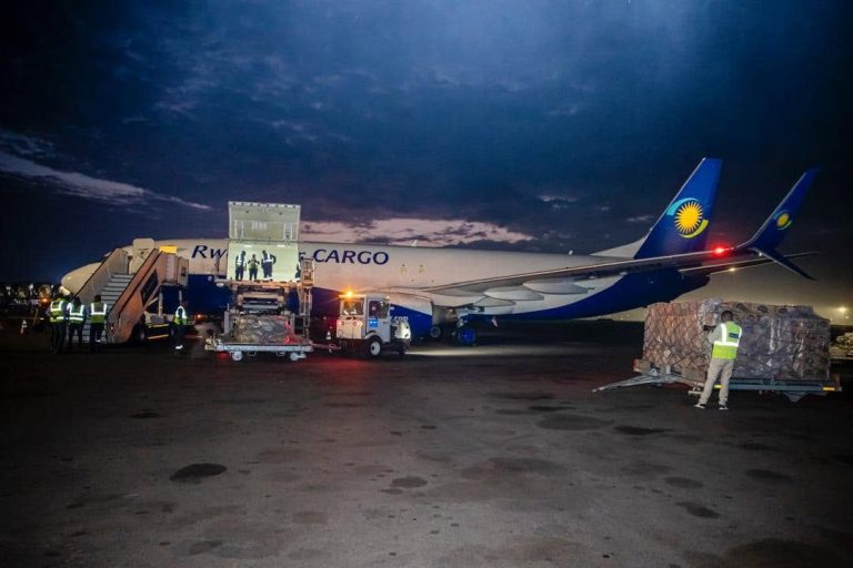 Le Rwanda envoie des médicaments au Kenya pour lutter contre Ebola