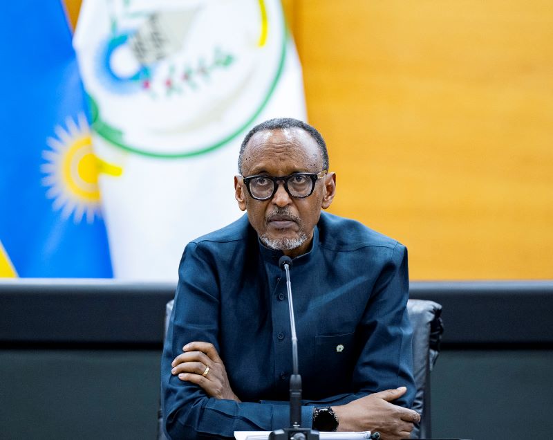 Le Président Kagame exhorte deux nouveaux parlementaires à s’acquitter pleinement de leurs responsabilités