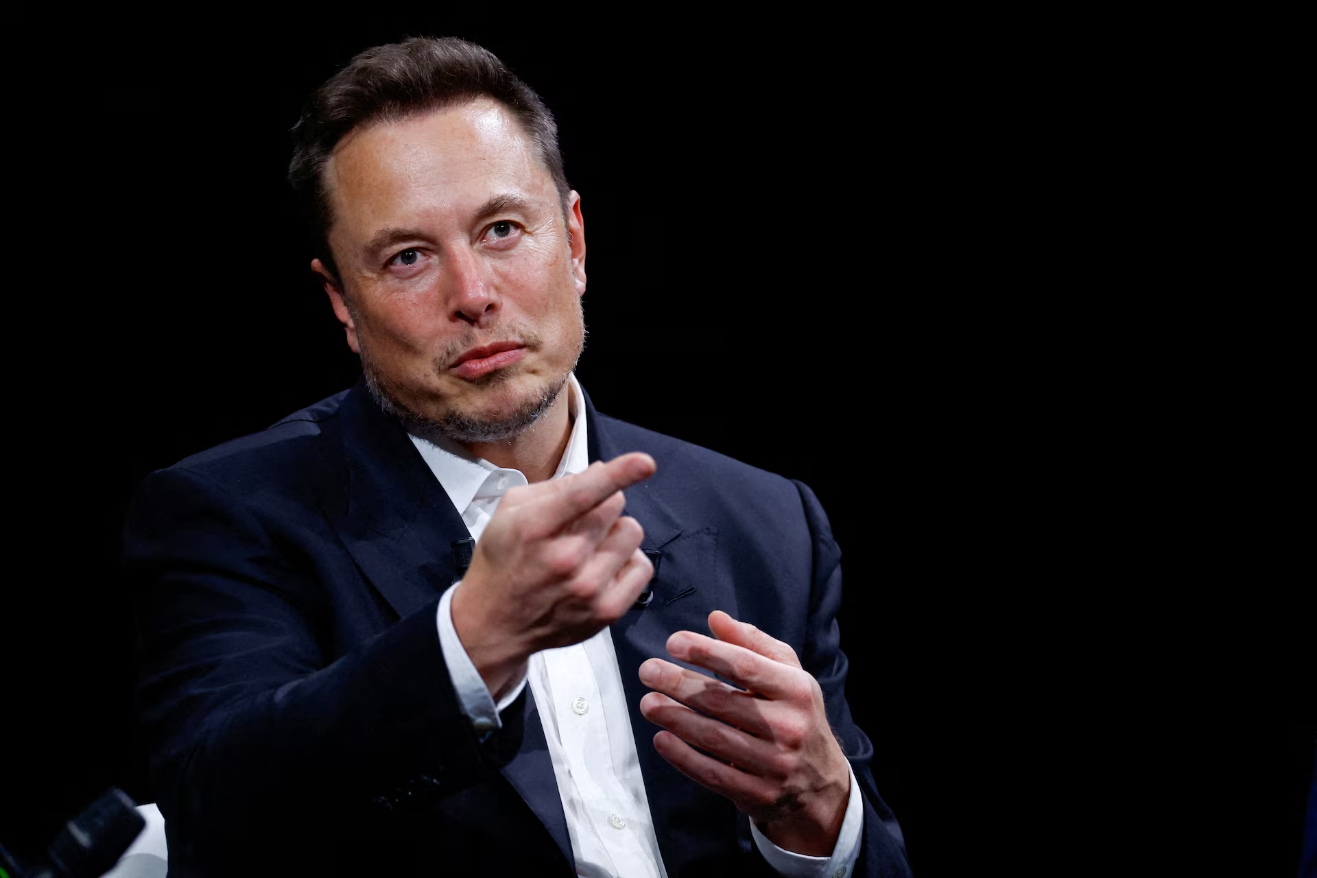 Elon Musk yemereye buri mwana wo muri Amerika umugabane muri SpaceX