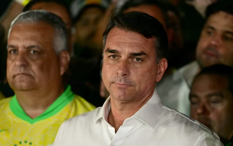 Brésil: Flavio Bolsonaro yagiye muri Amerika nyuma yo gutsindwa amatora 