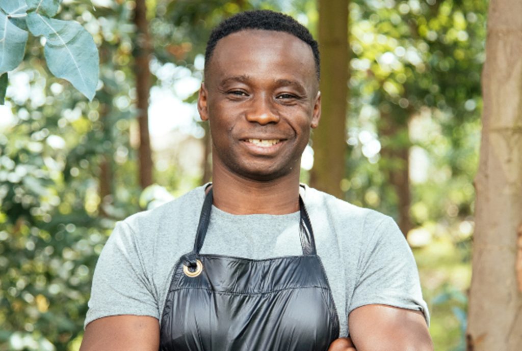 Chef Malonga ukorera mu Rwanda yabaye Umunyafurika wa mbere uzajya utegurira Qatar Airways amafunguro