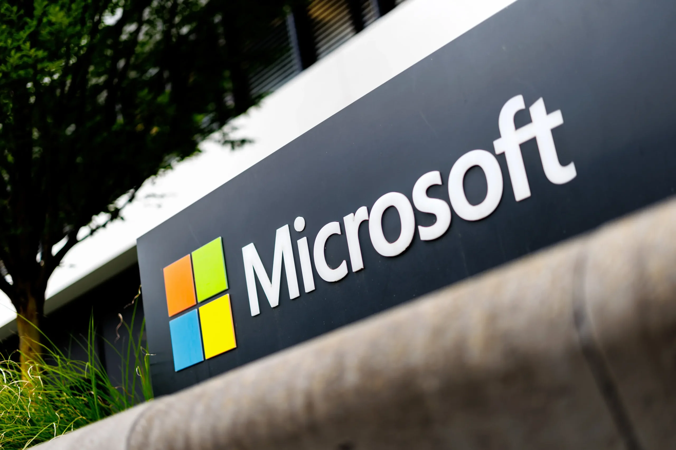 Microsoft yahaye abakozi bagera ku bihumbi 60 amahirwe yo kwegura ku bushake