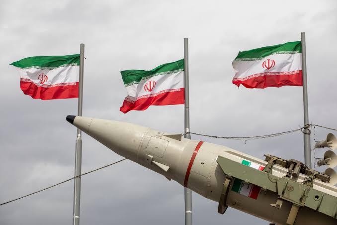 Iran yiteguye gukoresha ‘intwaro nshya’ mu gusubiza uzayigabaho igitero