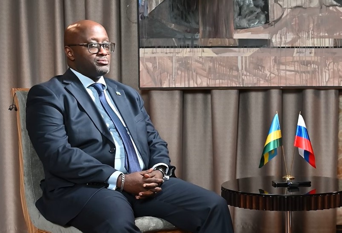 Ntidutoranya abafatanyabikorwa – Nduhungirehe ku mikoranire y'u Rwanda n'amahanga