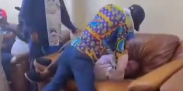 RDC: Umuyobozi yarwaniye n’umukozi wa Depite ku kibuga cy’indege