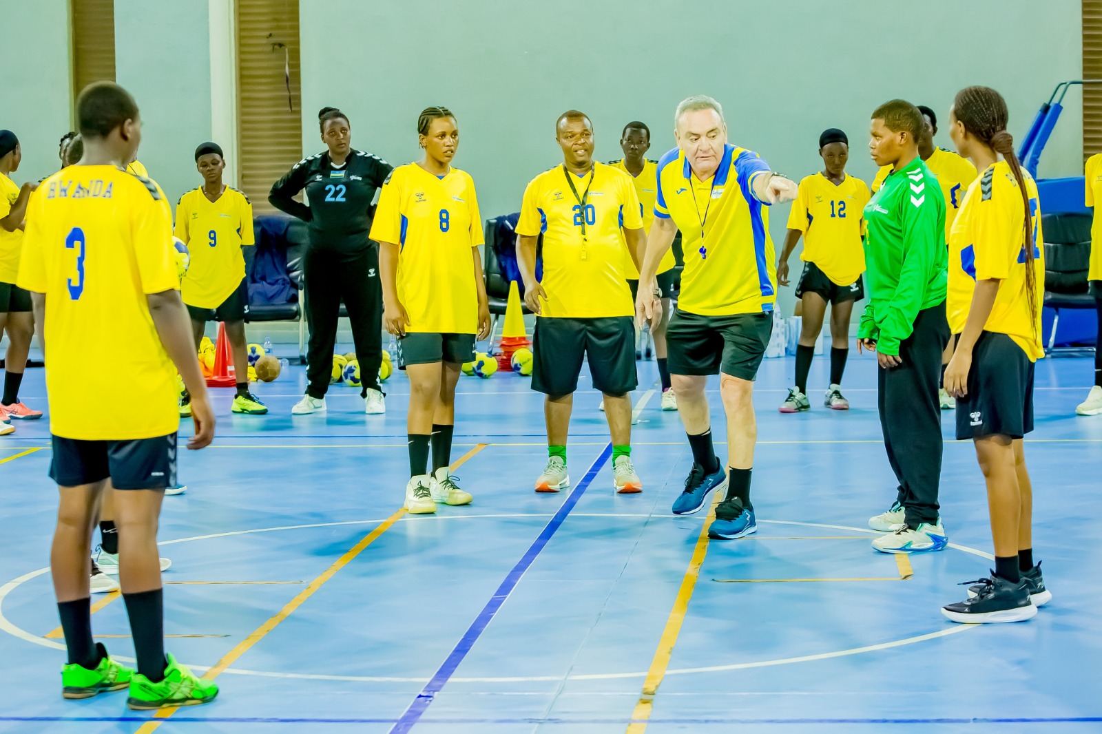 Handball: Ikipe y’Igihugu Nkuru y’Abagore ibayeho bwa mbere yatangiye umwiherero
