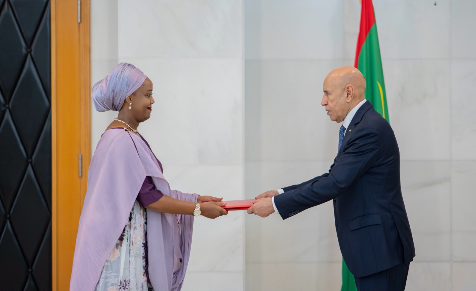 Amb. Shakilla Umutoni yashyikirije Perezida wa Mauritania impapuro zimwemerera guhagararira u Rwanda