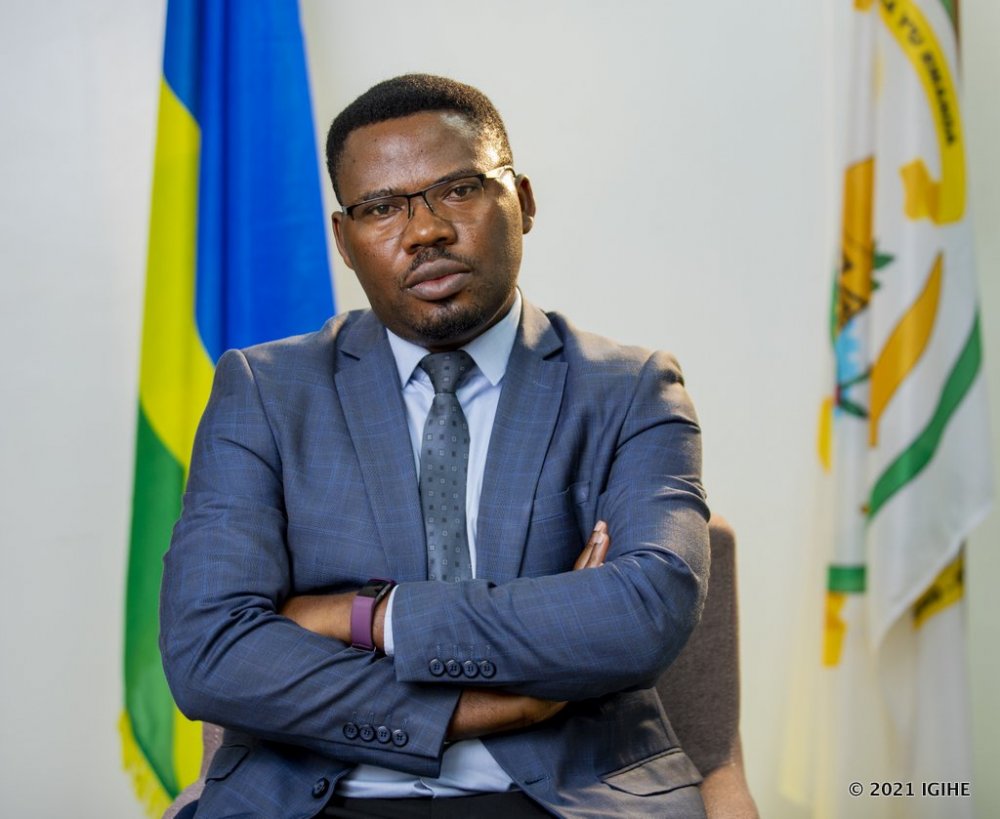 Nzabatera ishema mwembi- Bamporiki kuri Perezida Kagame wongeye kumugirira icyizere