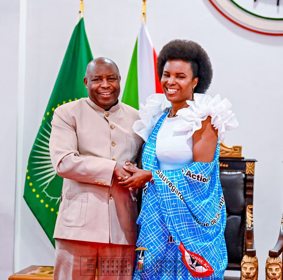 Umugore wa Perezida Ndayishimiye yavuze ku gisokozo cye cyasize inkuru i Burundi