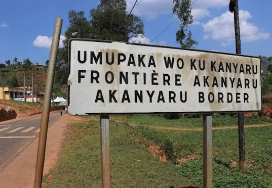 Abarundi 10 baregwa kwinjira mu Rwanda binyuranyije n’amategeko bagejejwe imbere y’urukiko
