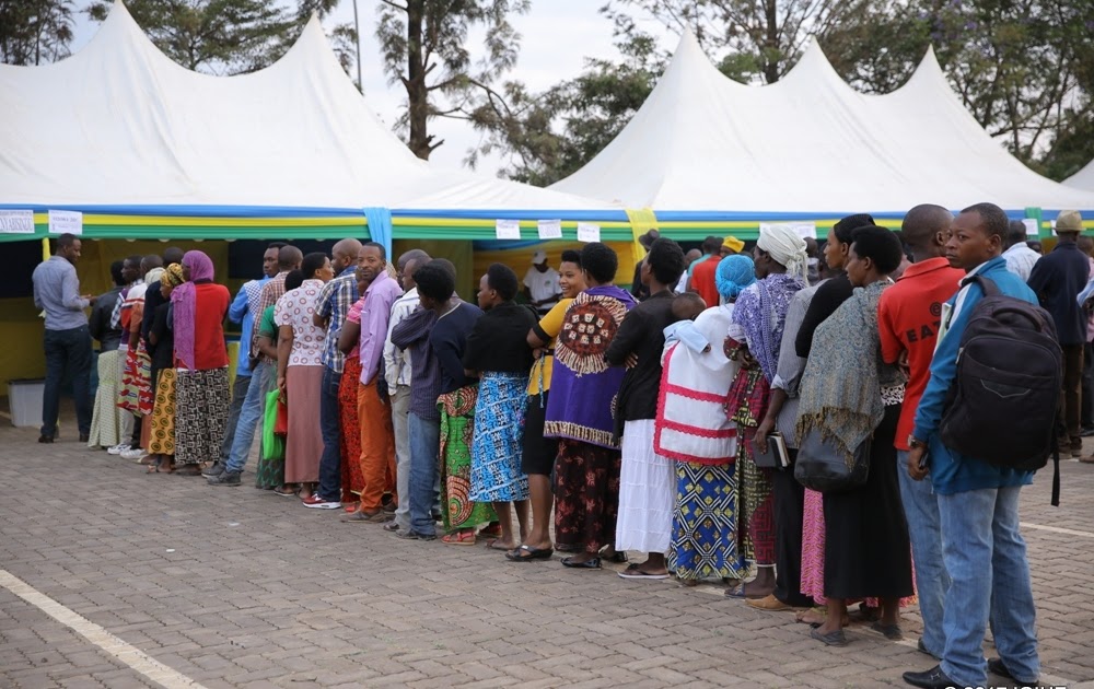 Uruhare rwawe rubyiruko mu kwihitiramo abazakugeza ku iterambere